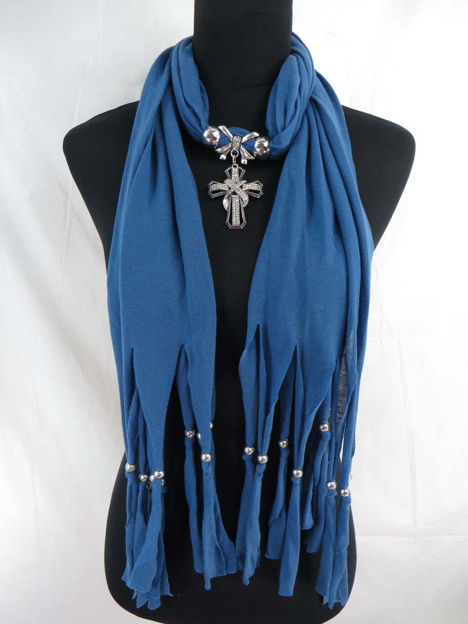 jewelryscarf03m042