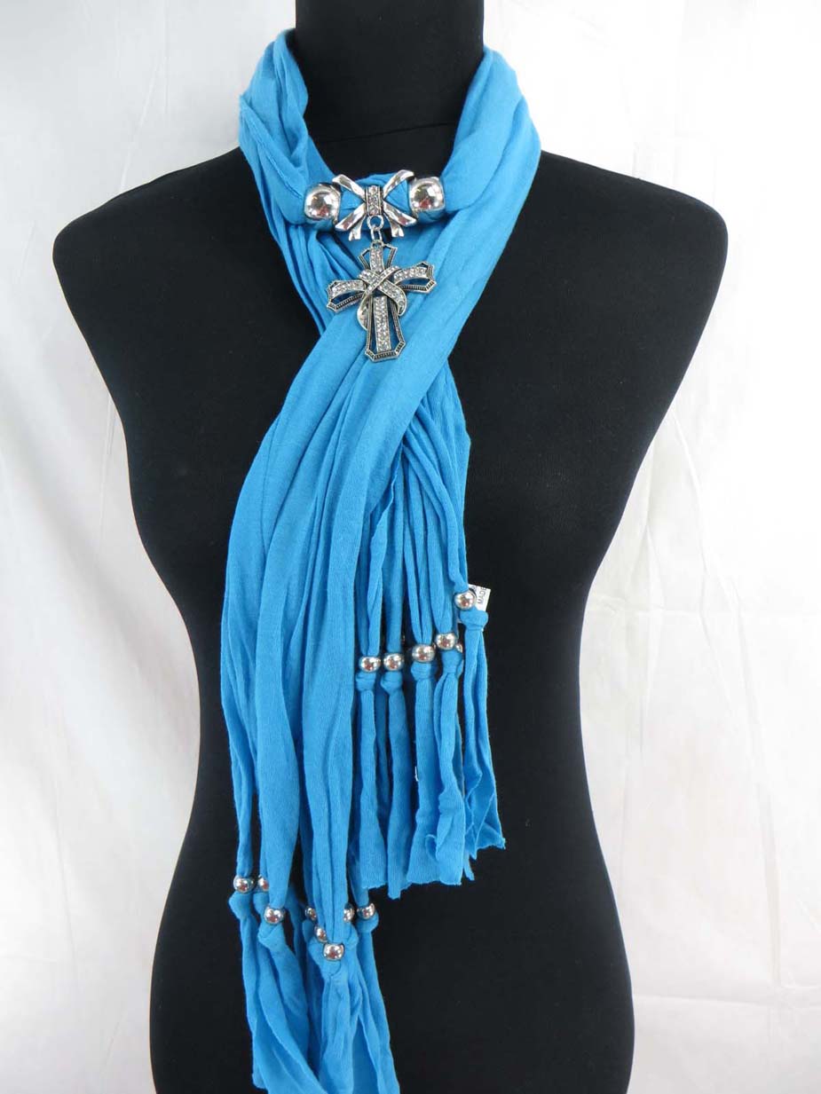 jewelryscarf03m055
