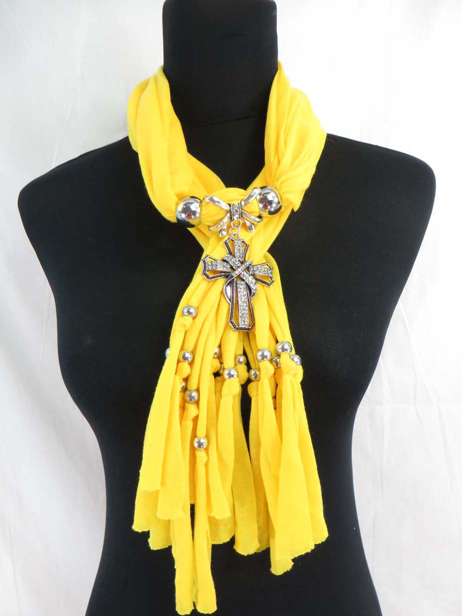 jewelryscarf03m071