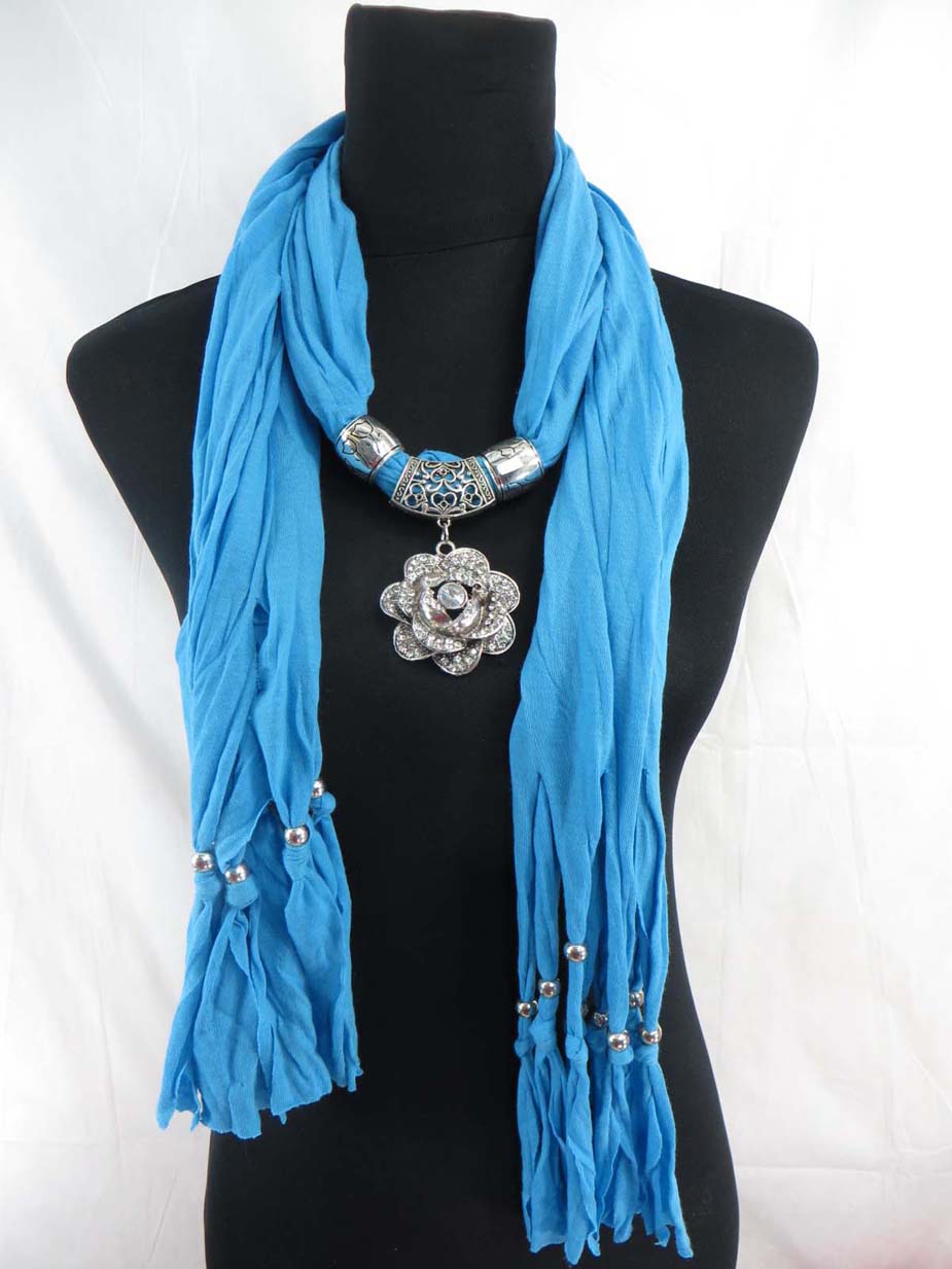 jewelryscarf04m074