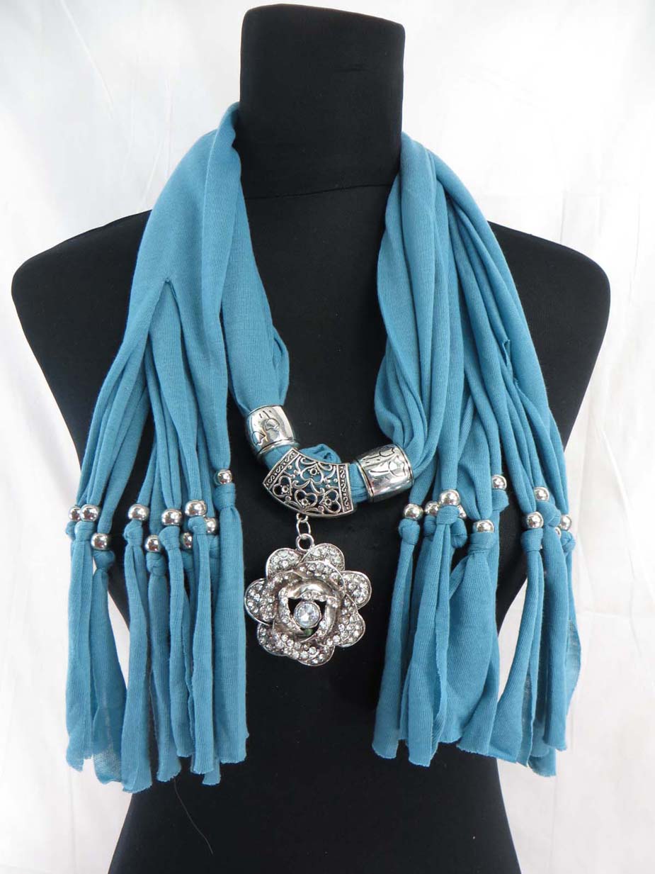 jewelryscarf04m078