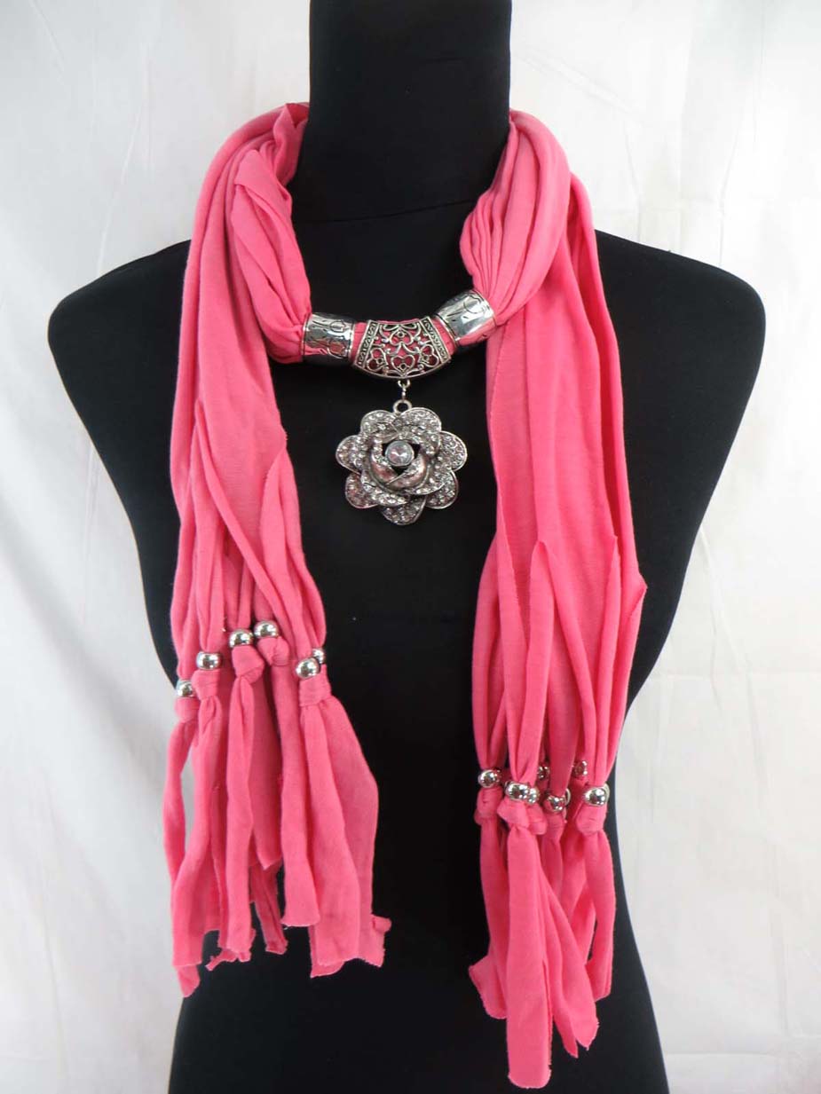 jewelryscarf04m106
