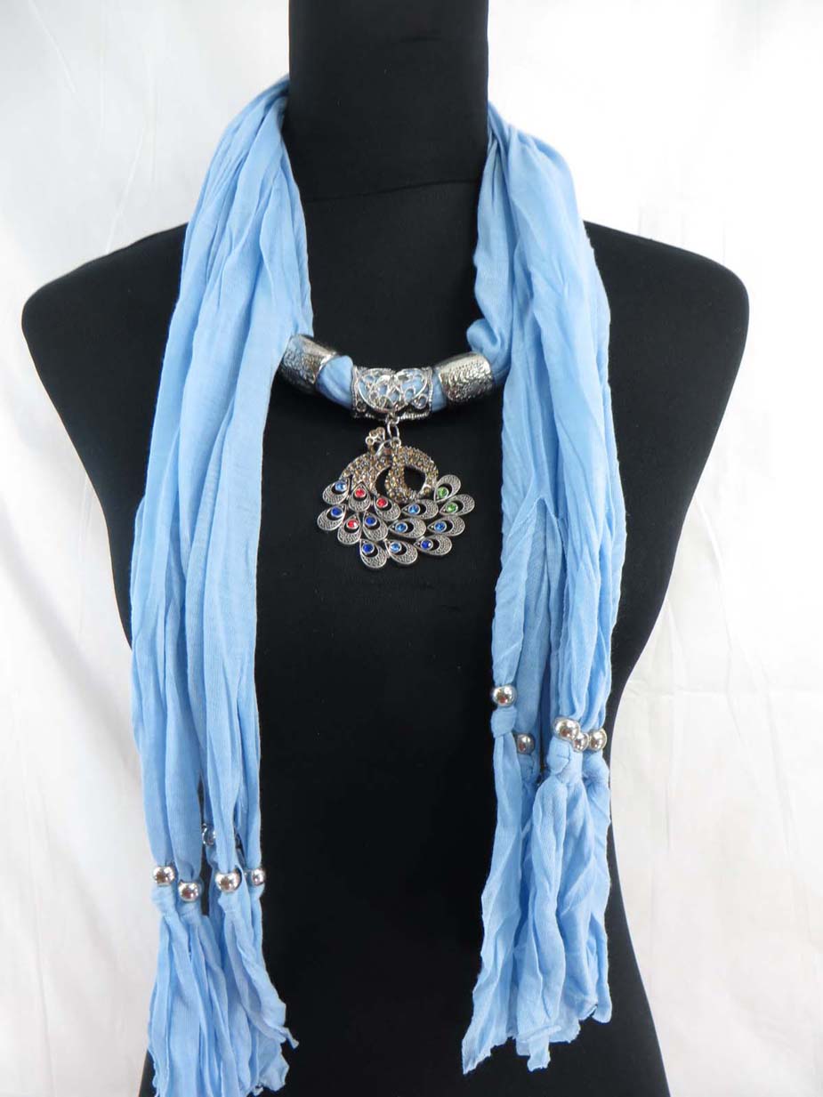 jewelryscarf05m072