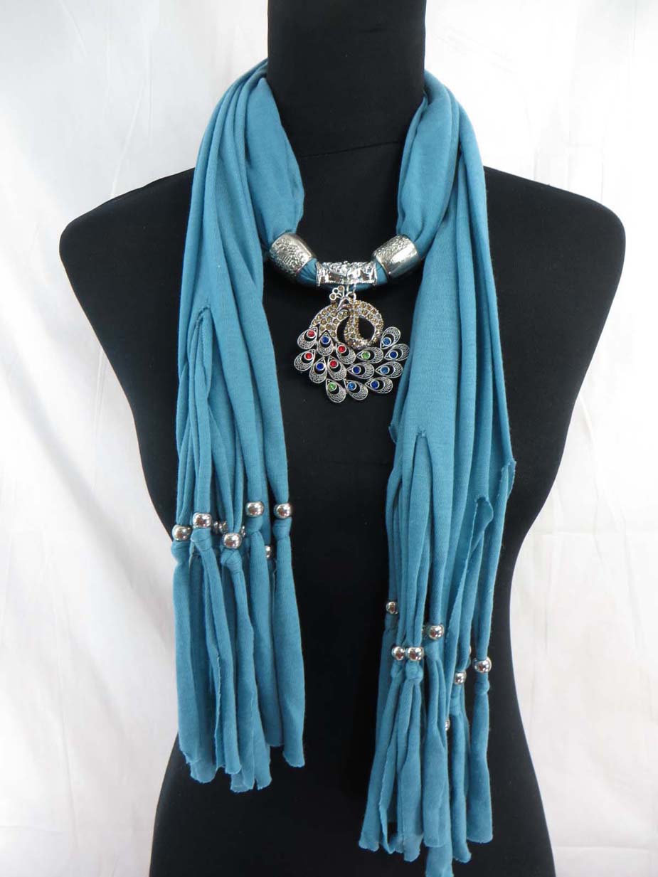 jewelryscarf05m074