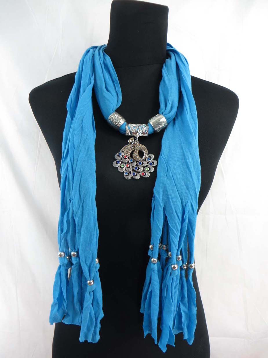 jewelryscarf05m078