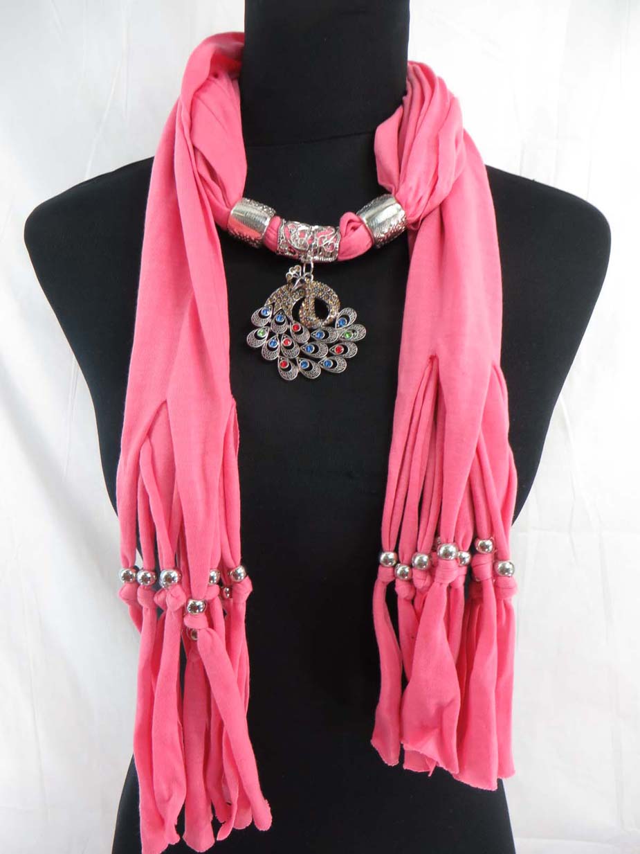 jewelryscarf05m080