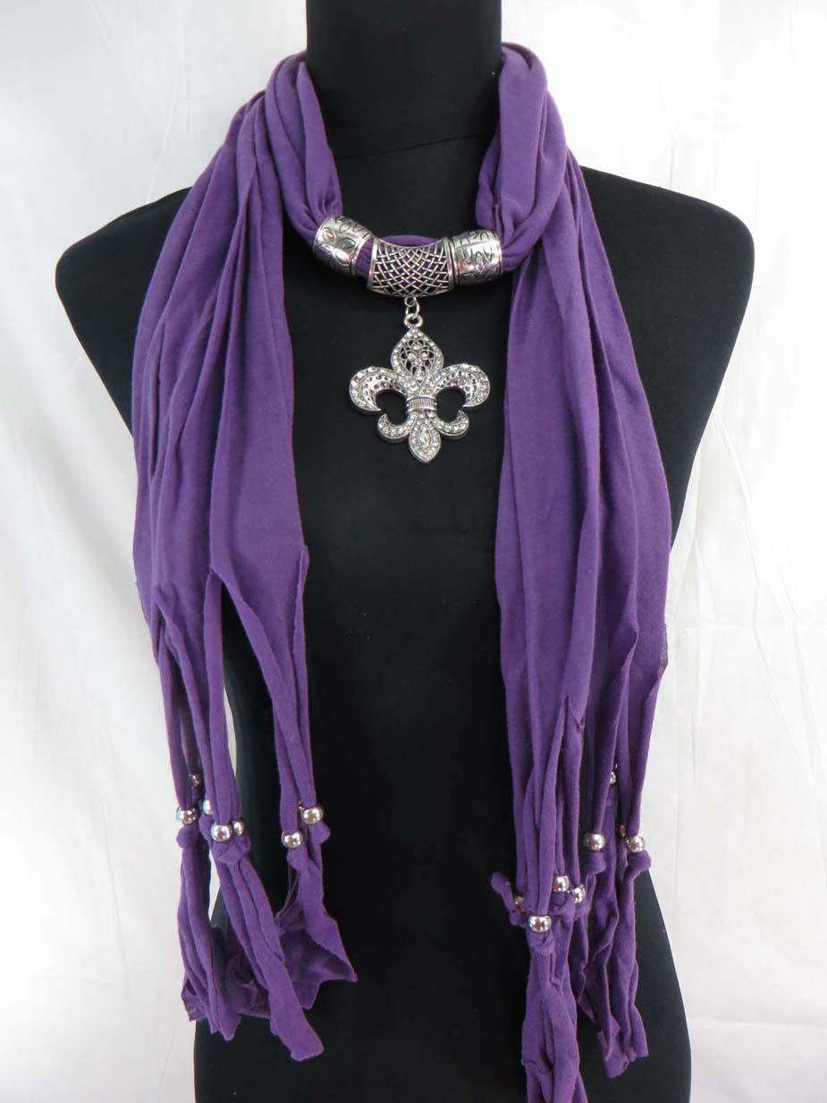 jewelryscarf06m031