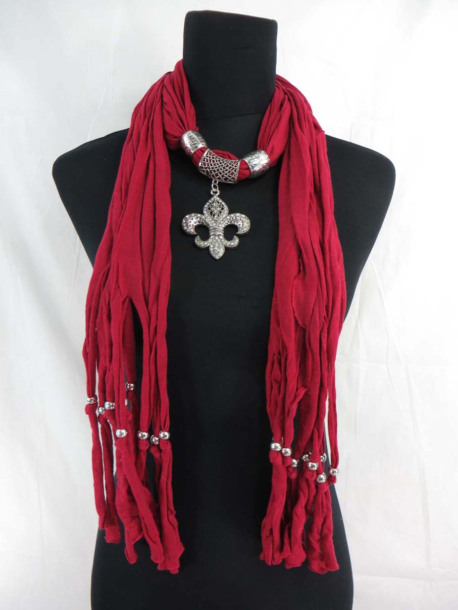 jewelryscarf06m043