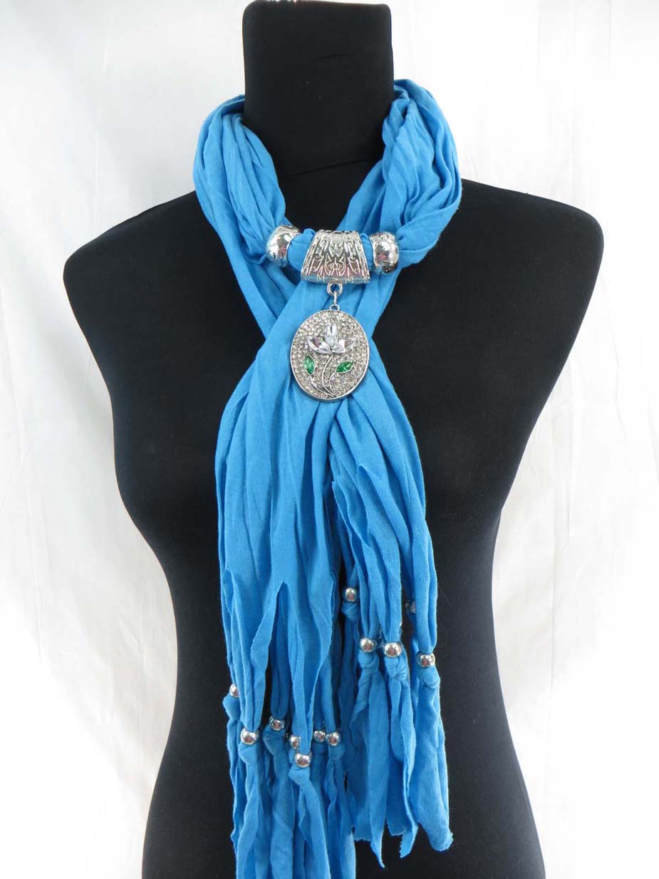 jewelryscarf07m028
