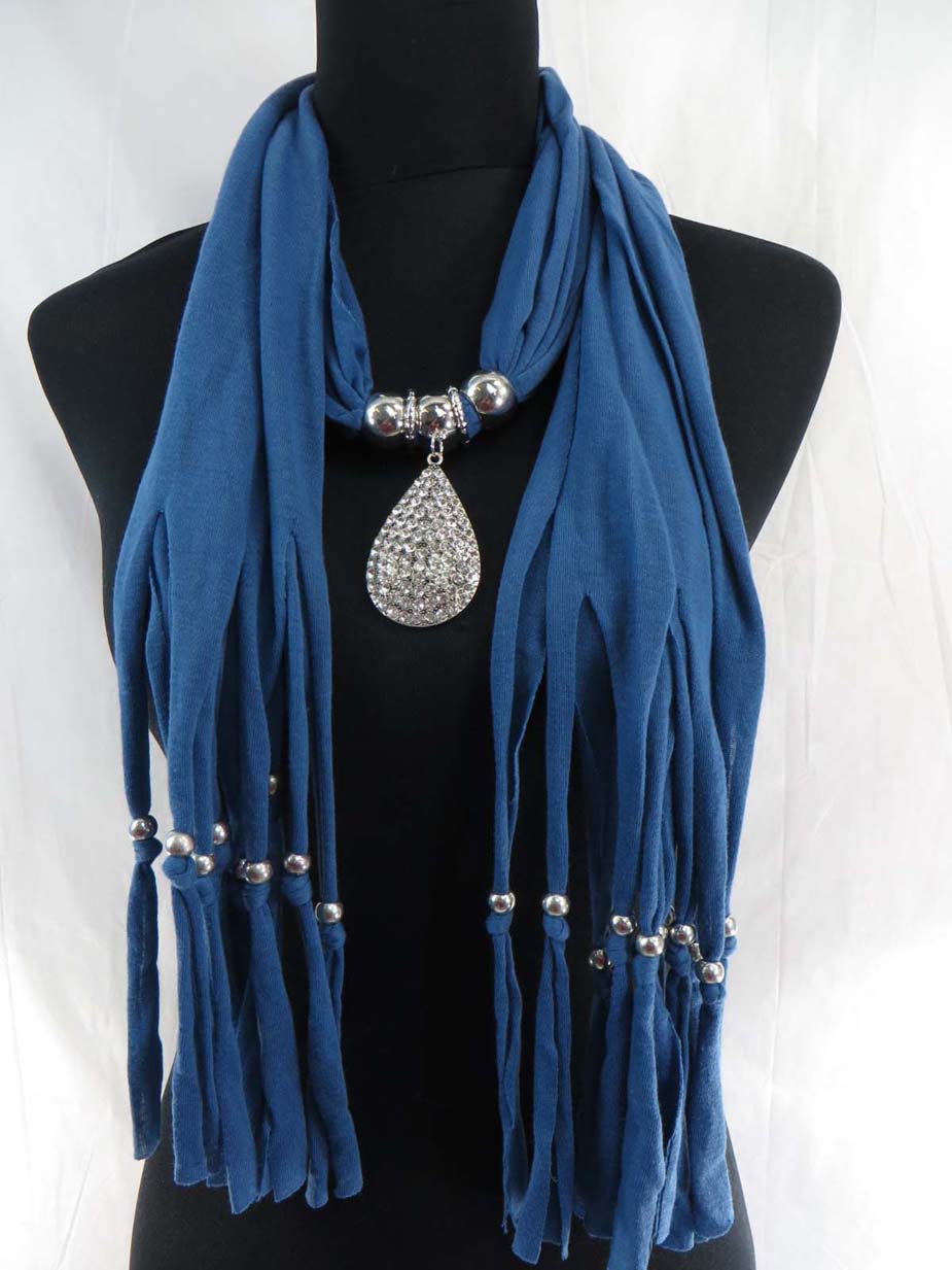 jewelryscarf08m041