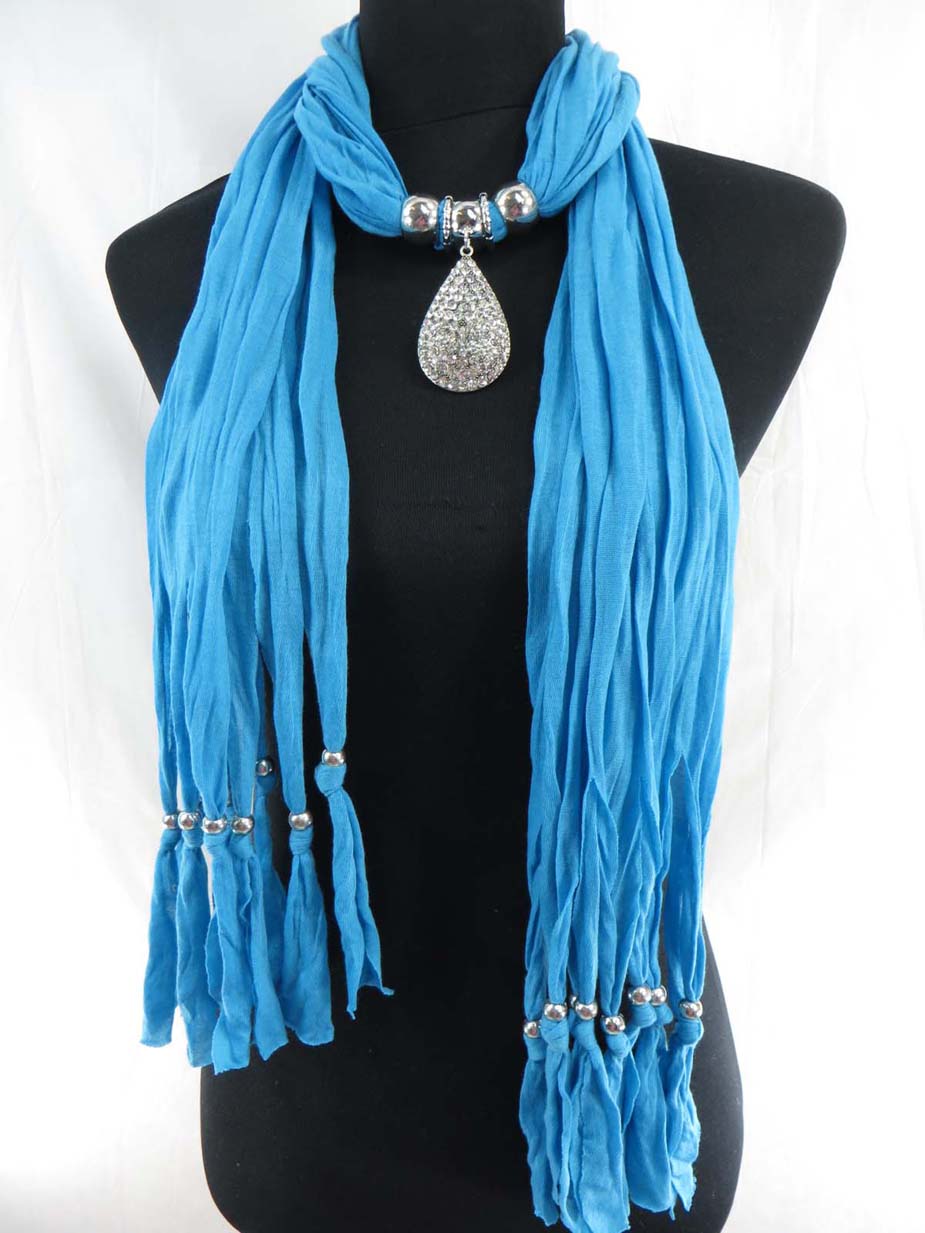 jewelryscarf08m057