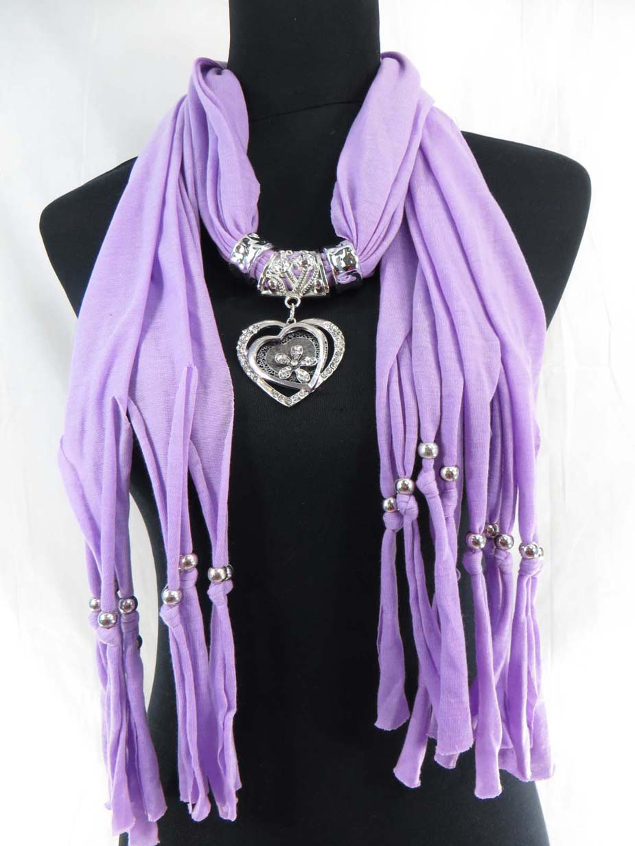 jewelryscarf09m043