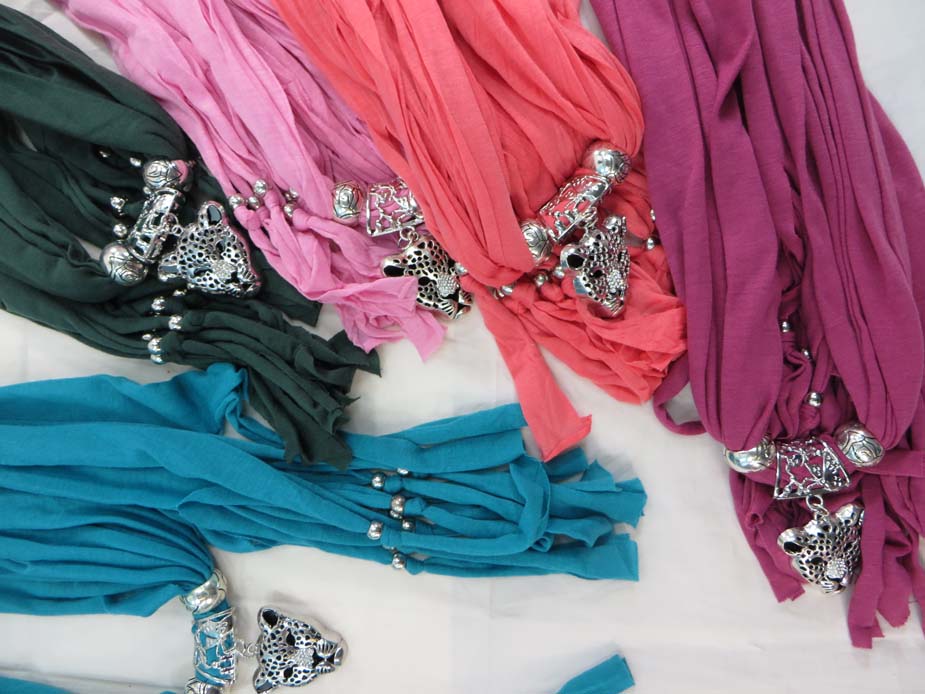 jewelryscarf10m003