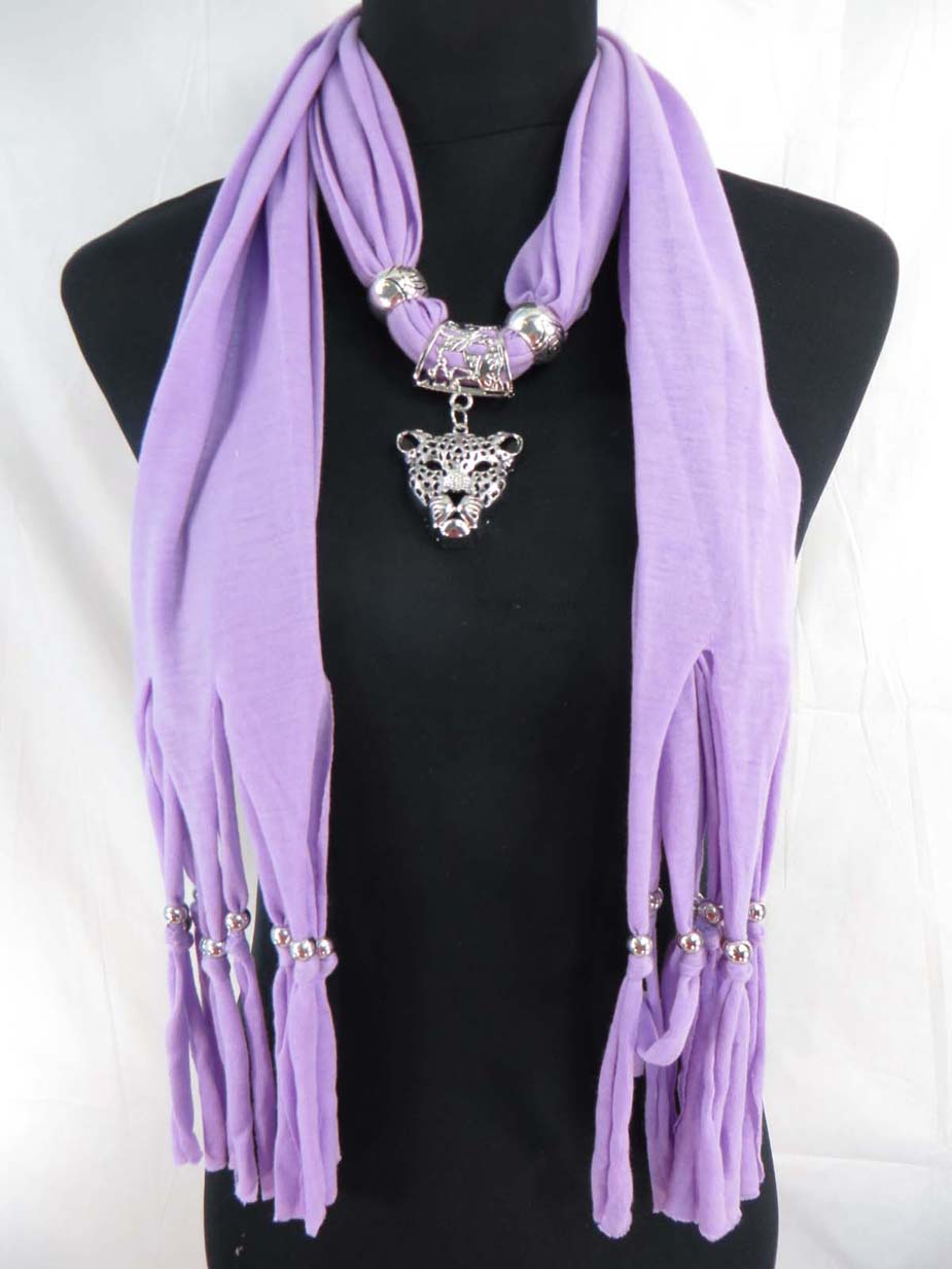 jewelryscarf10m038