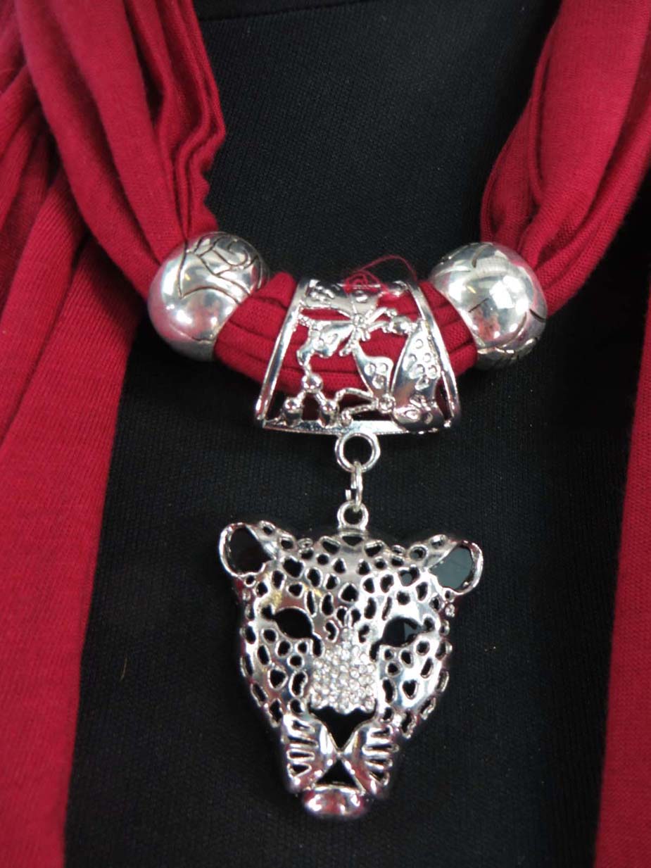 jewelryscarf10m045