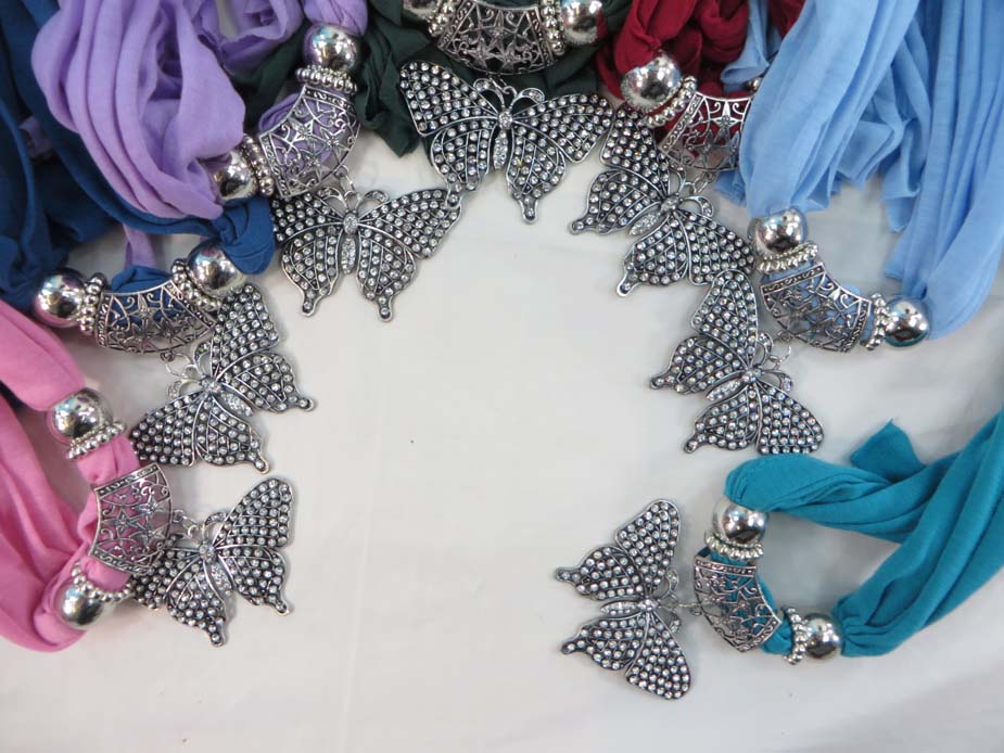 jewelryscarf11m012