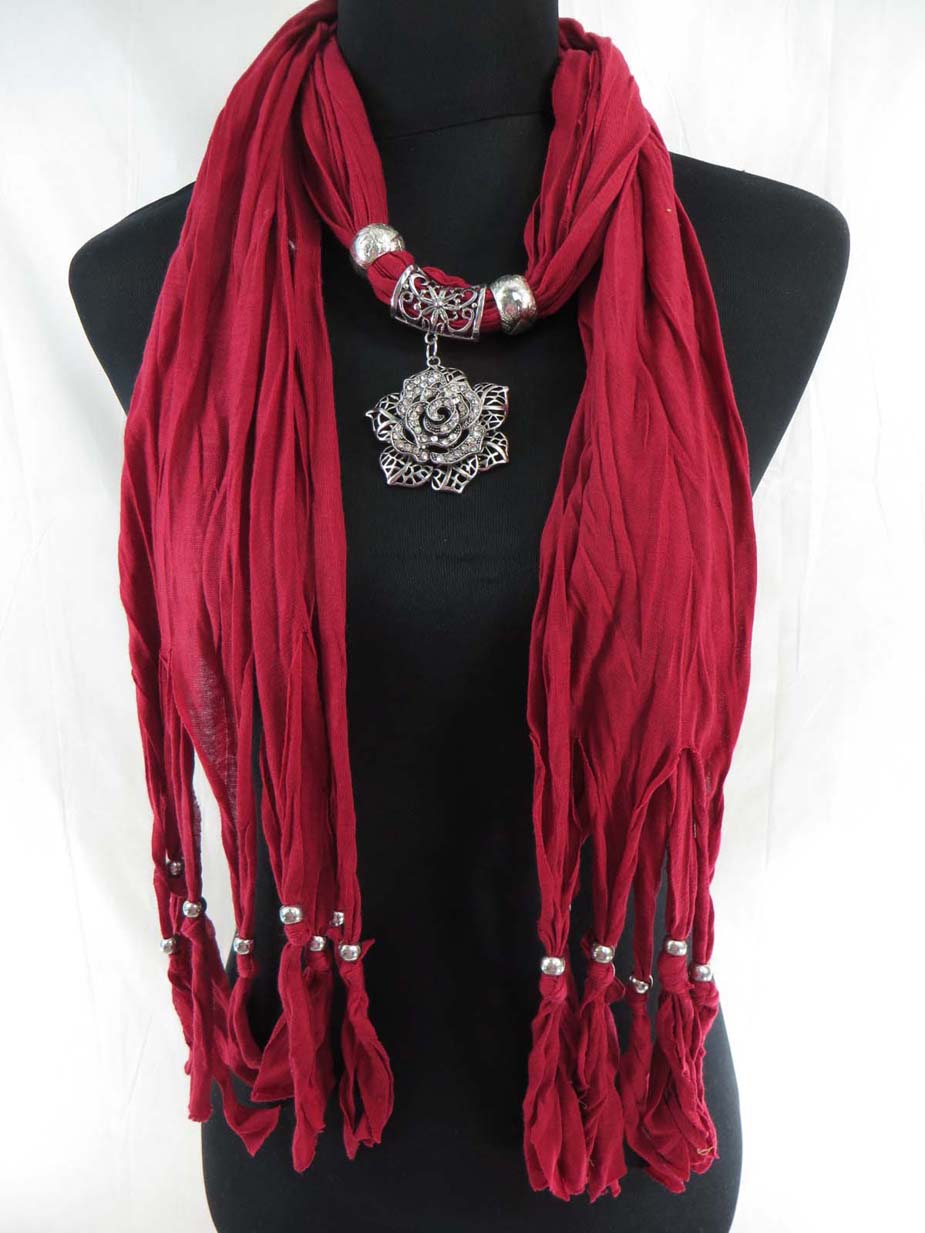 jewelryscarf13m050