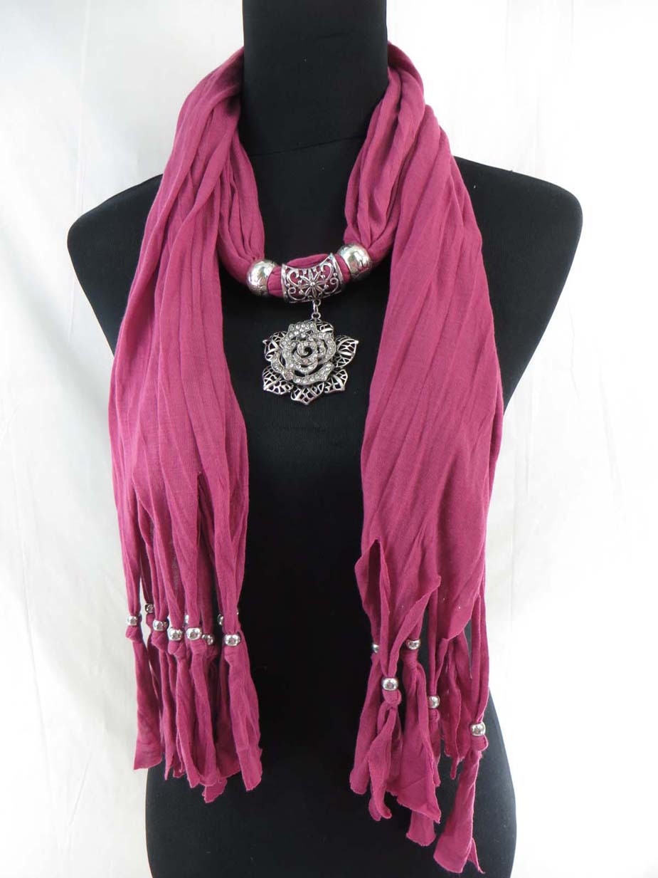 jewelryscarf13m066