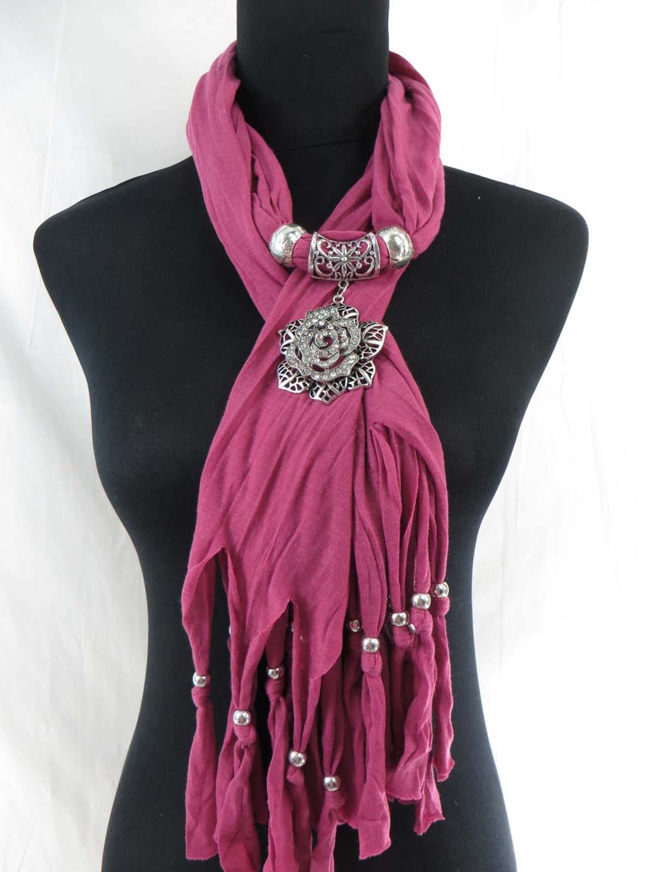 jewelryscarf13m068