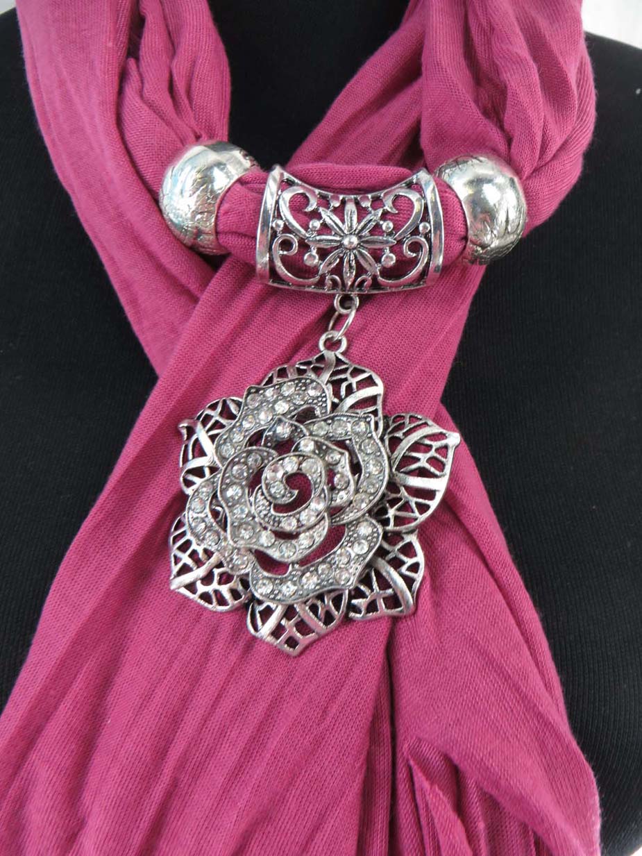 jewelryscarf13m069