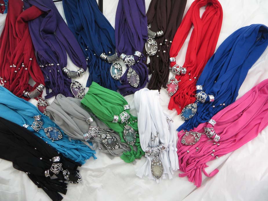 jewelryscarf16 (1)