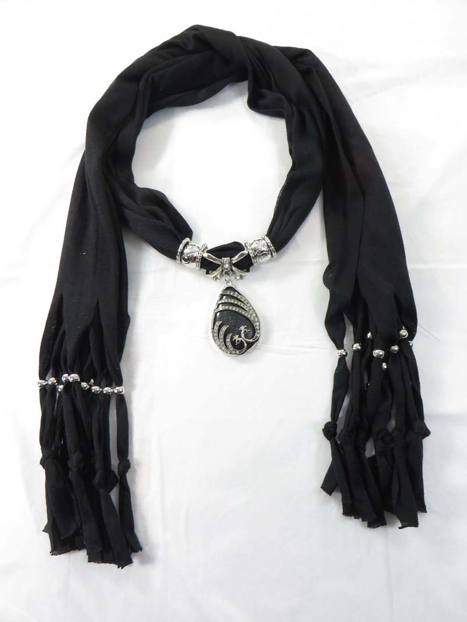 jewelryscarf19-21