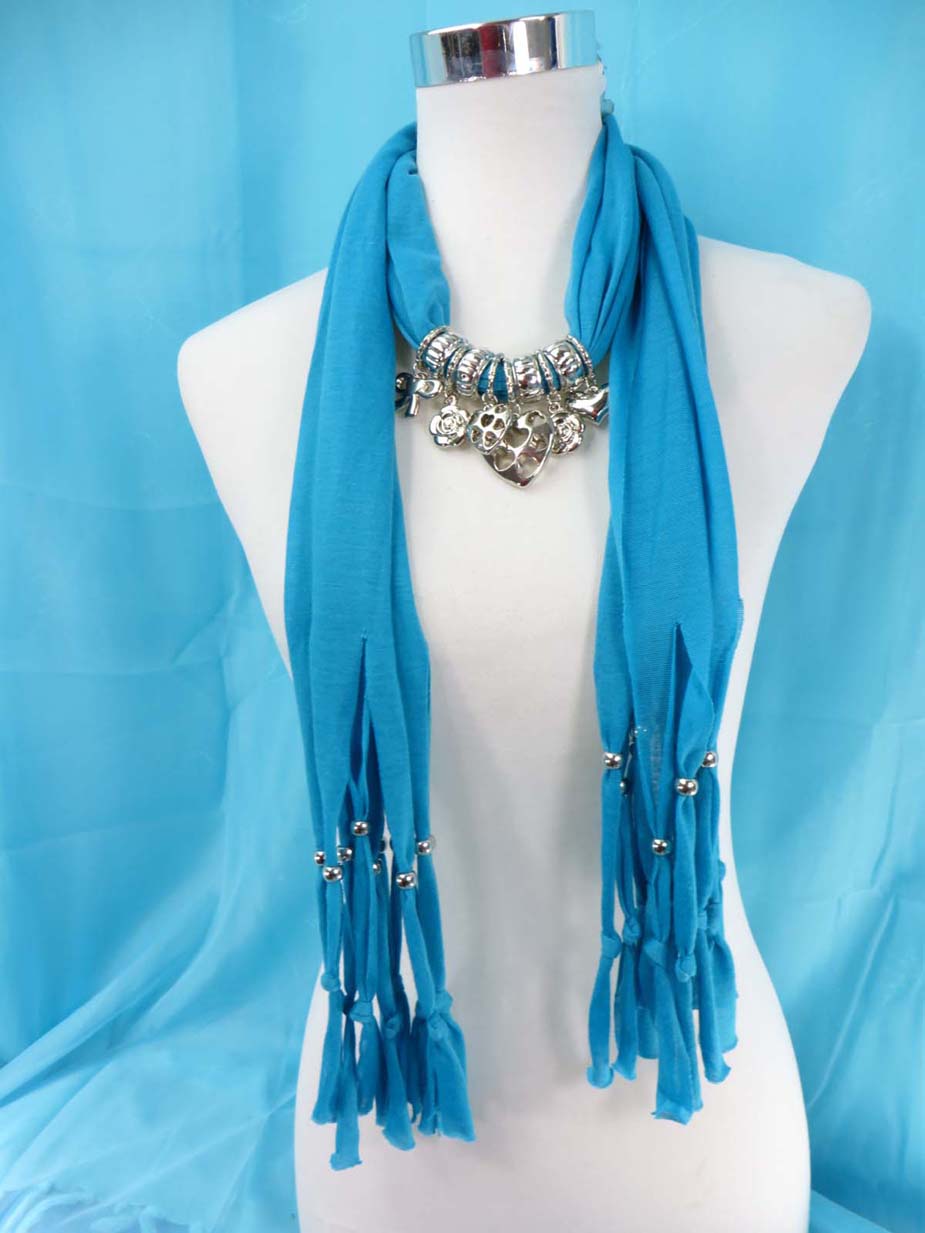 jewelryscarf22m095