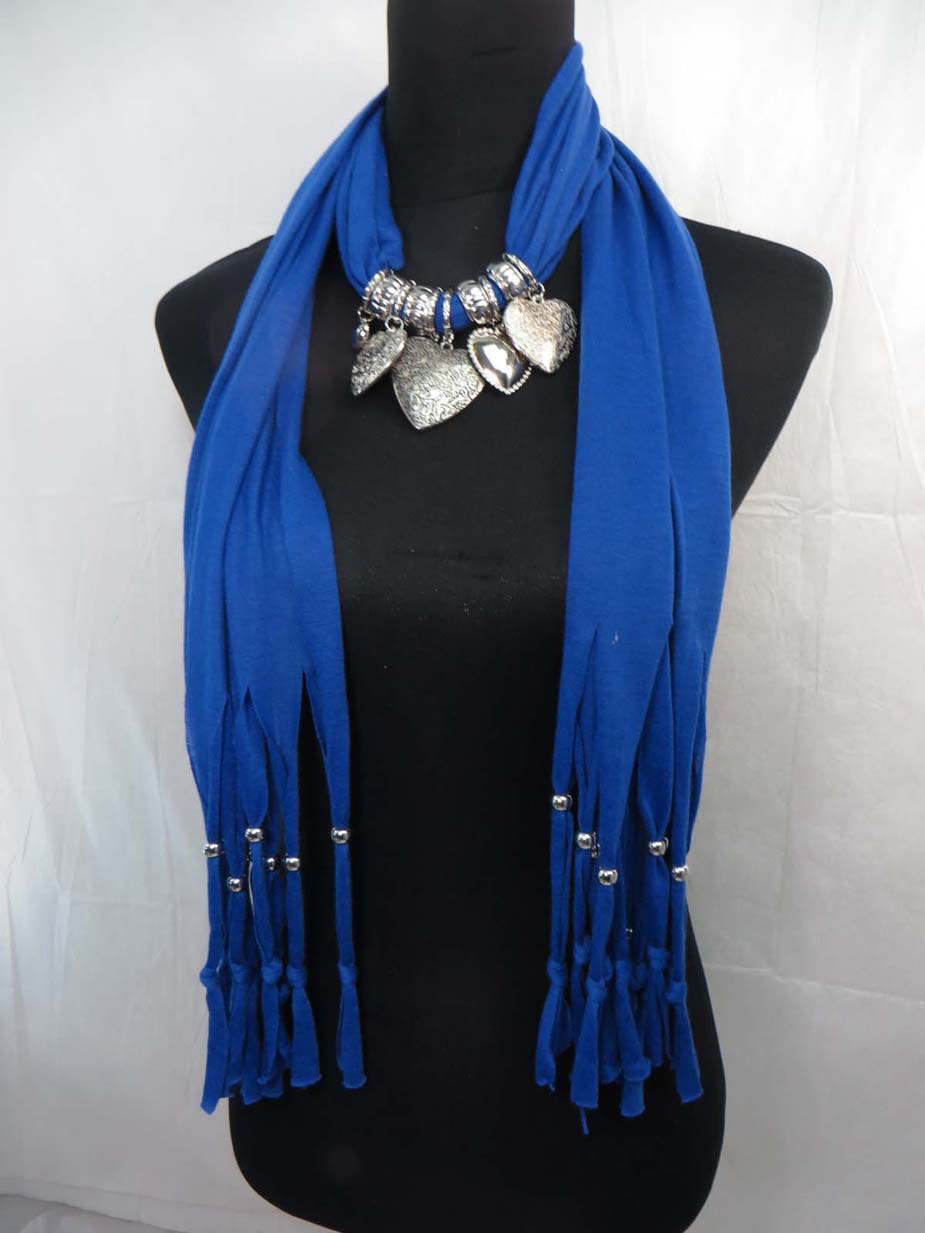 jewelryscarf22m097