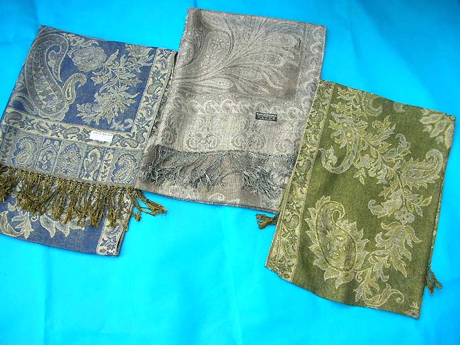 gold-thread-embroidery-shawl-616i