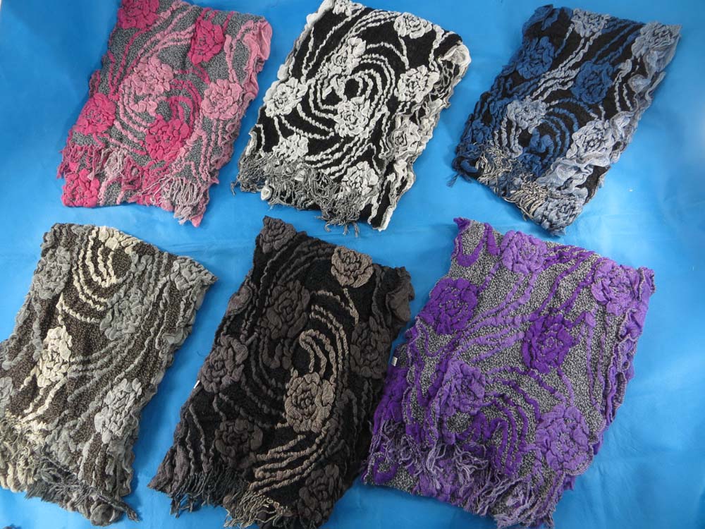 bubble-scarf-db5-44a