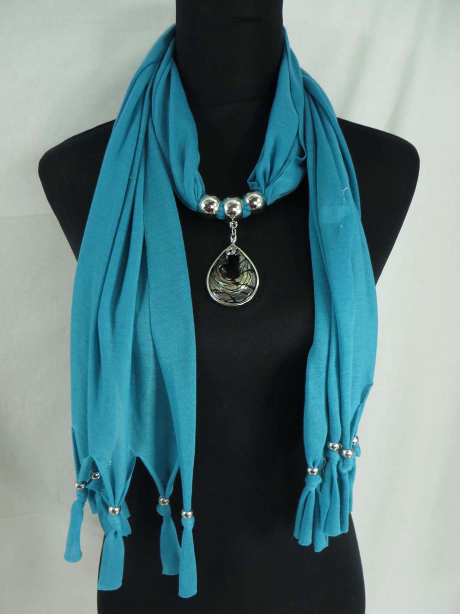 pendantscarf01blueza