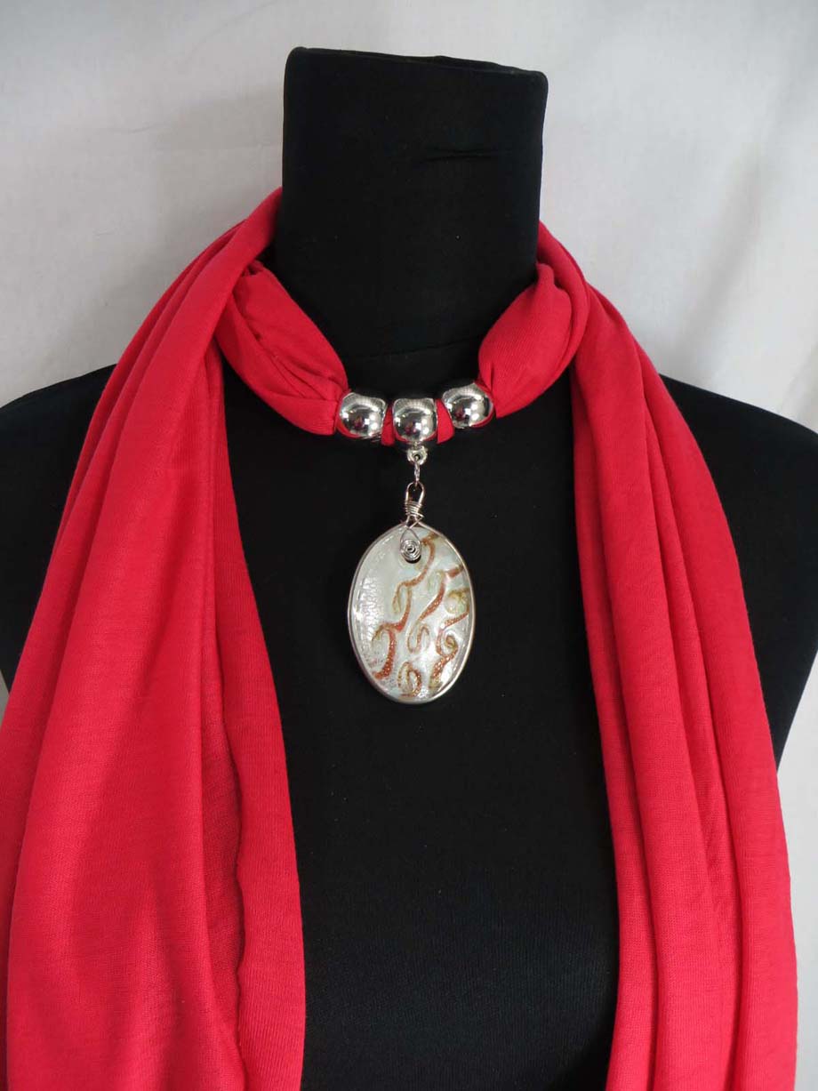 pendantscarf01redzj