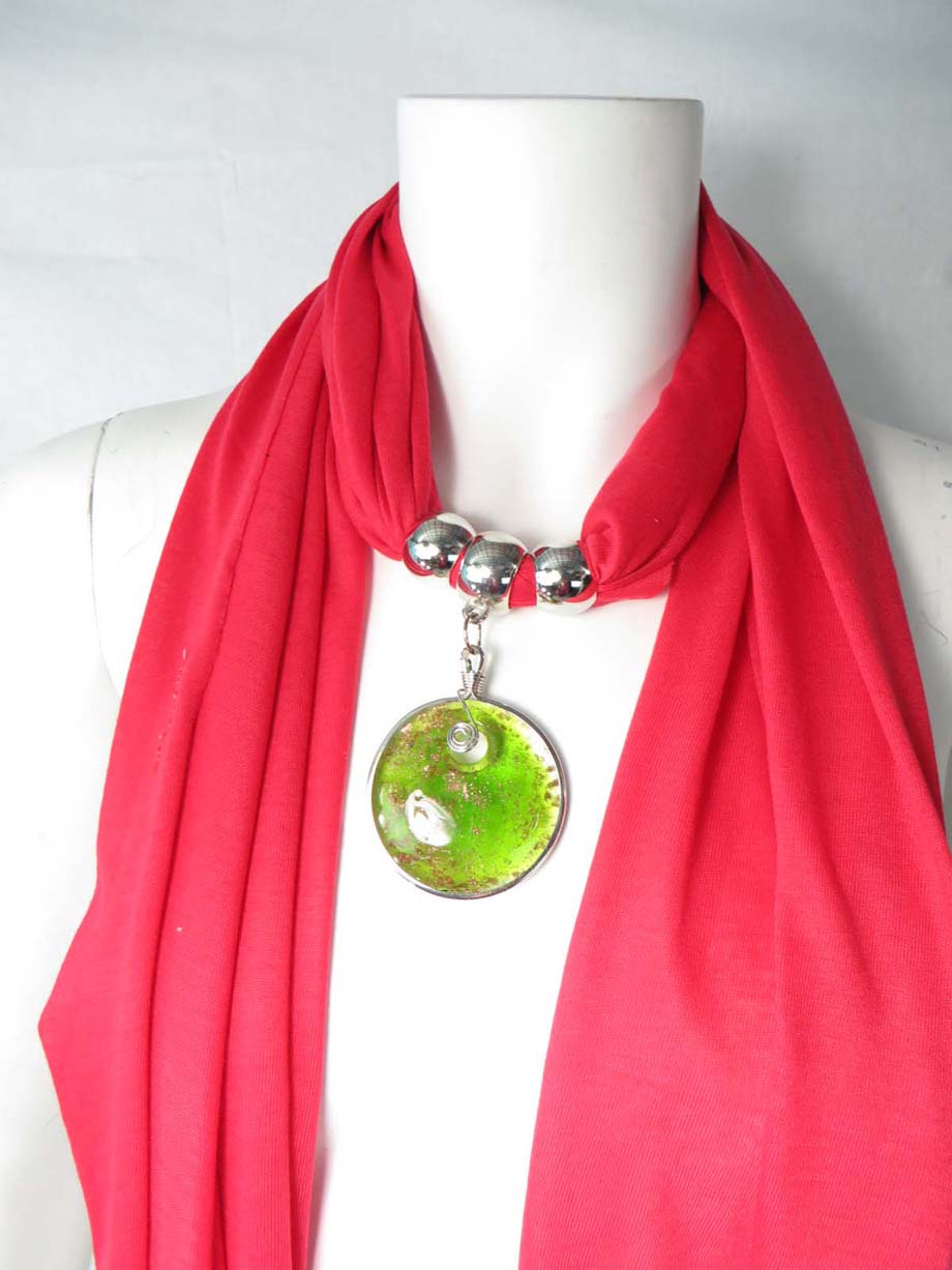 pendantscarf01redzl
