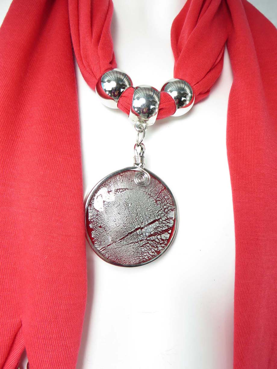 pendantscarf01redzp