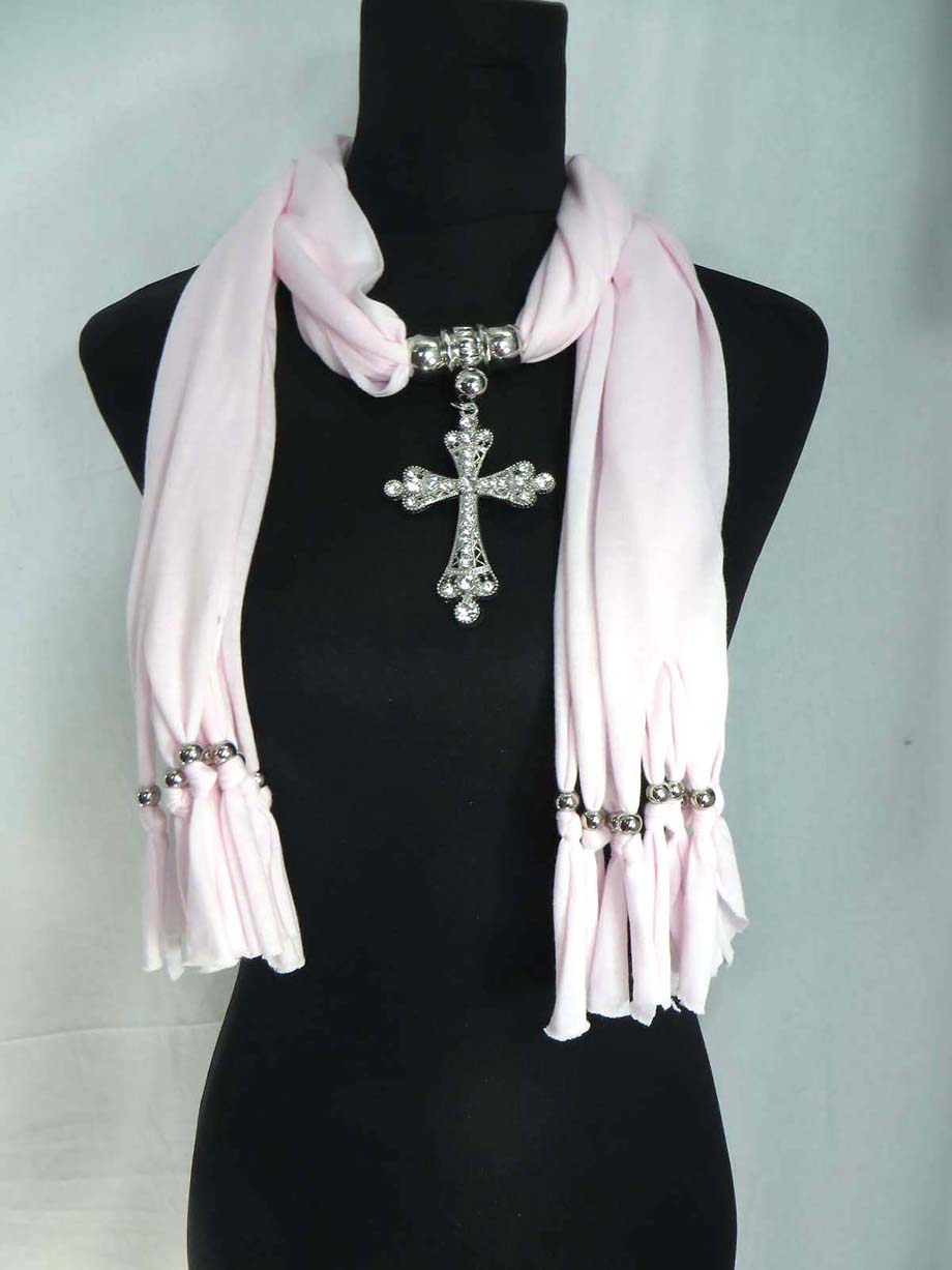 pendantscarf03va
