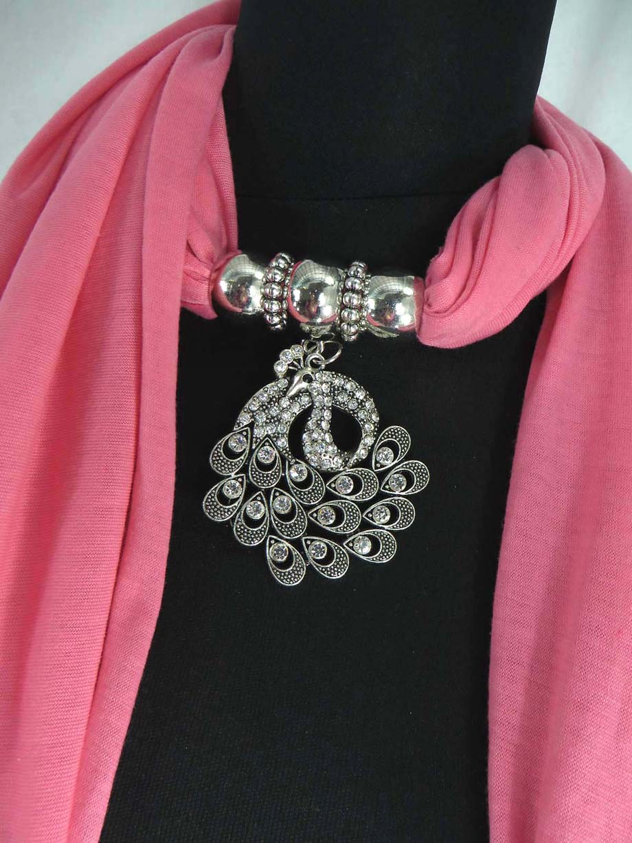 pendantscarf04xn