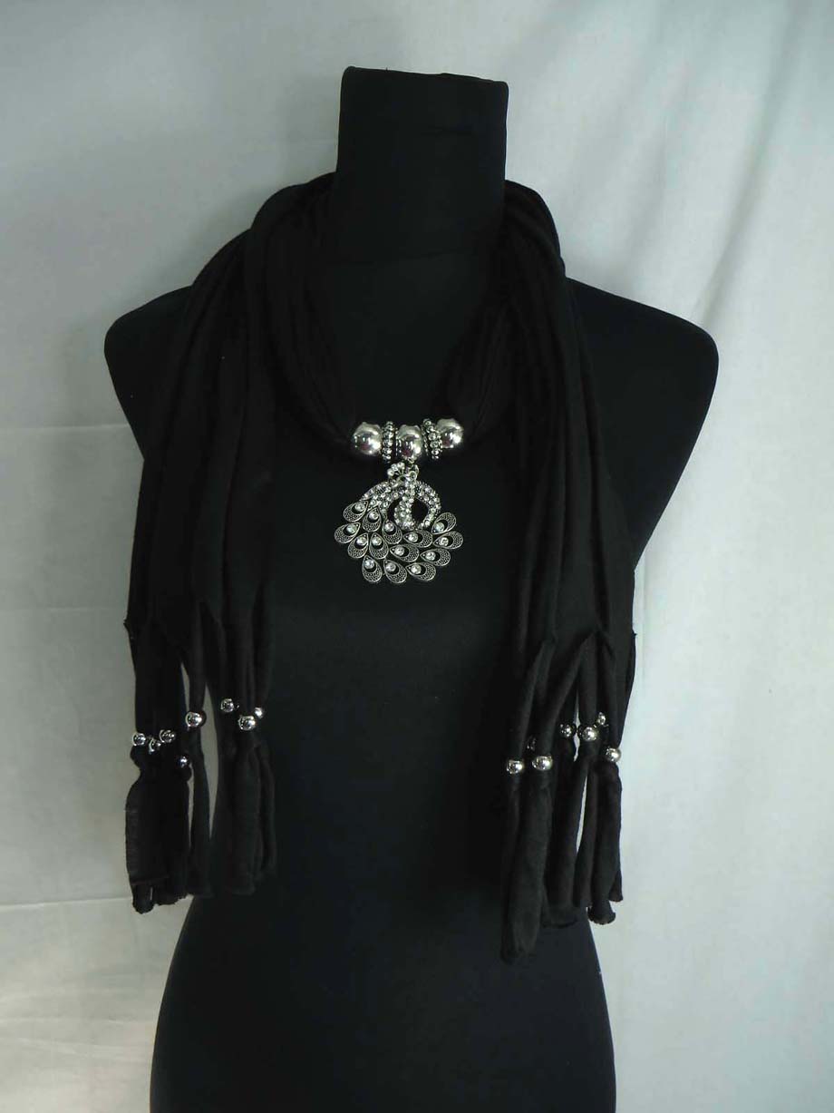pendantscarf04zc