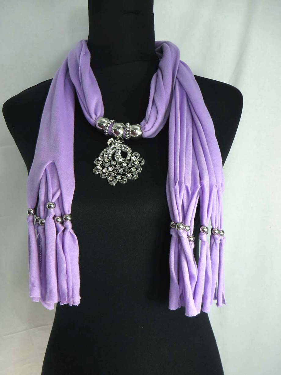 pendantscarf04zm