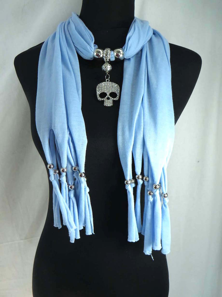 pendantscarf05xs