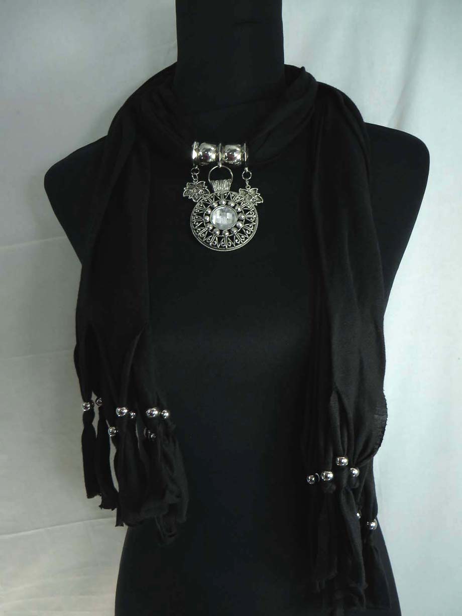 pendantscarf07vu