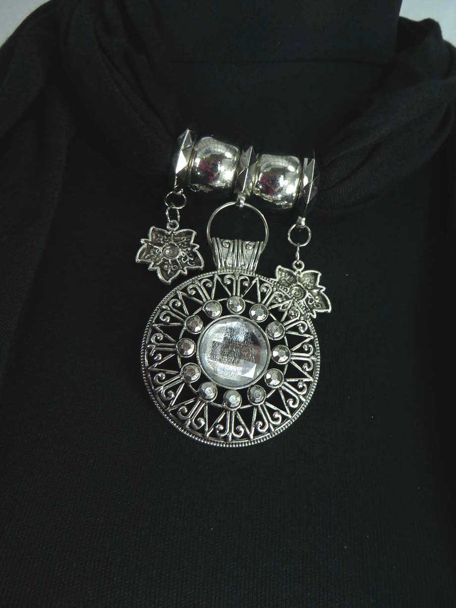 pendantscarf07vv