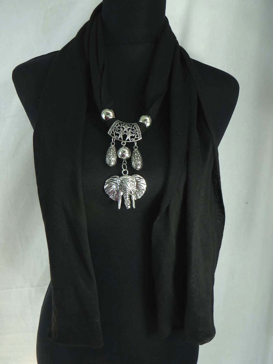 pendantscarf09zi