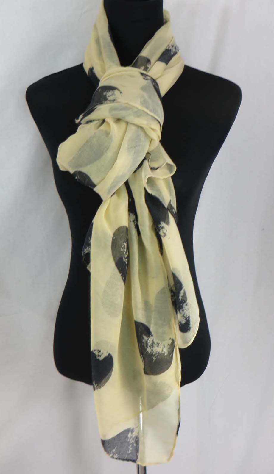 sarongscarf32mr11yr