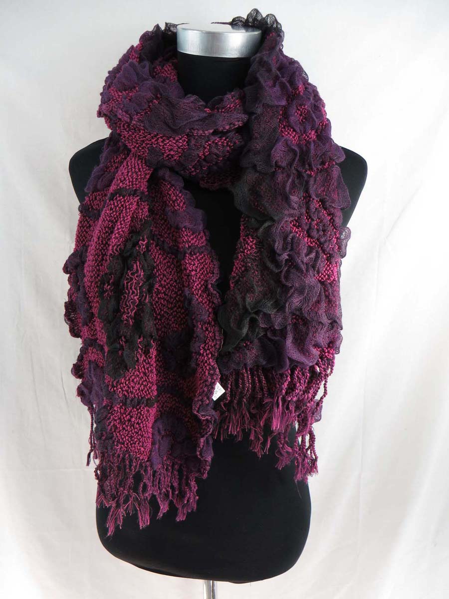 bubblescarf01mr4r