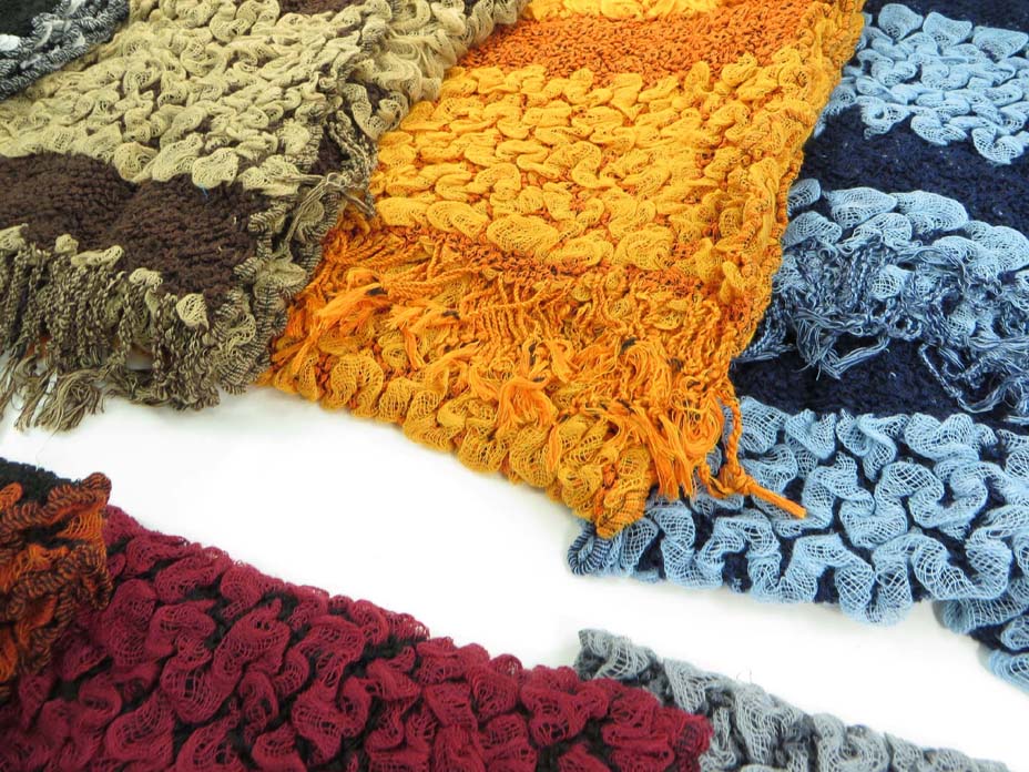 bubblescarf07ml1d
