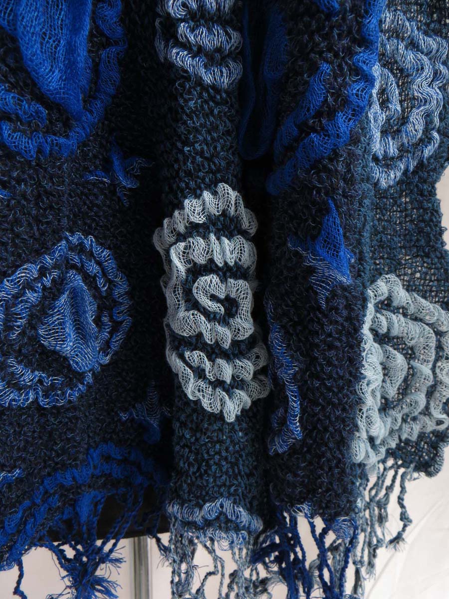 bubblescarf14mr3or4zg