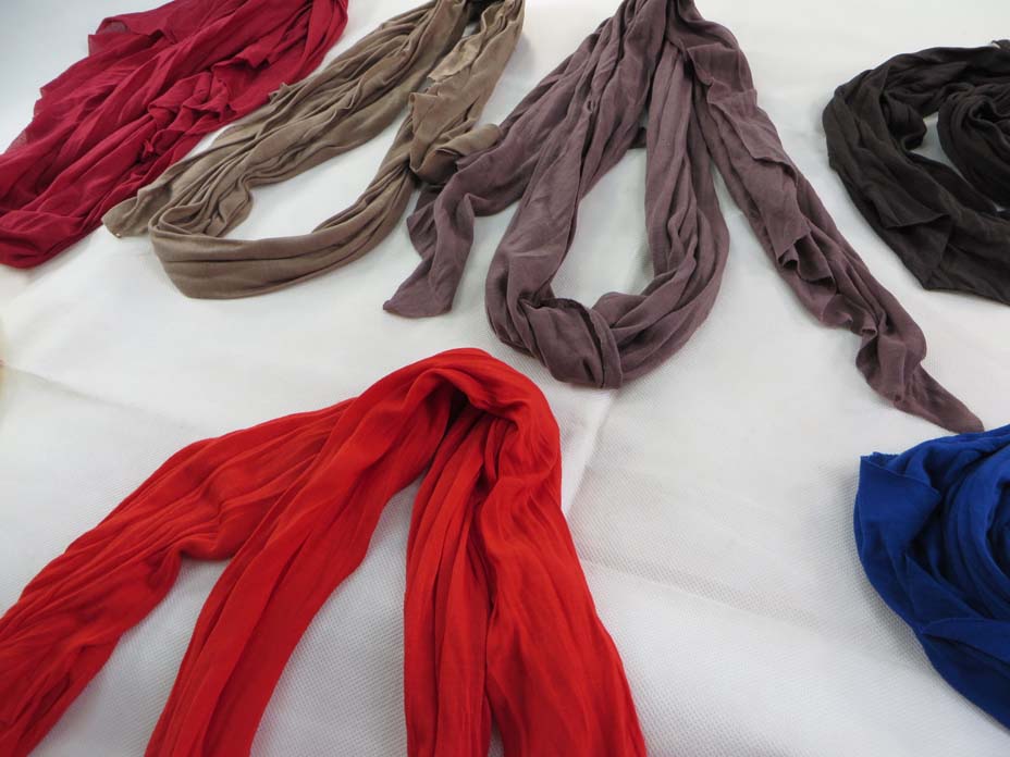 plainscarf116ml2e