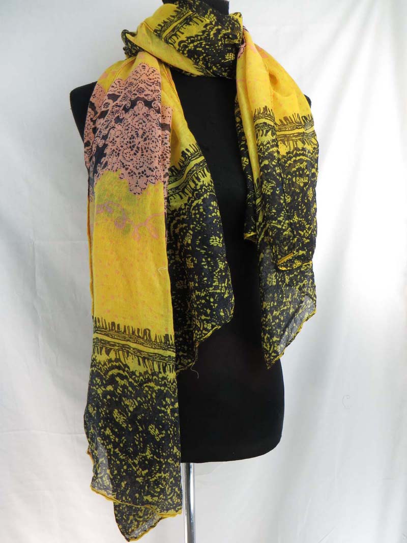 scarfsarong103mr5zn