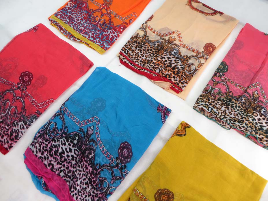 scarfsarong28mr4a