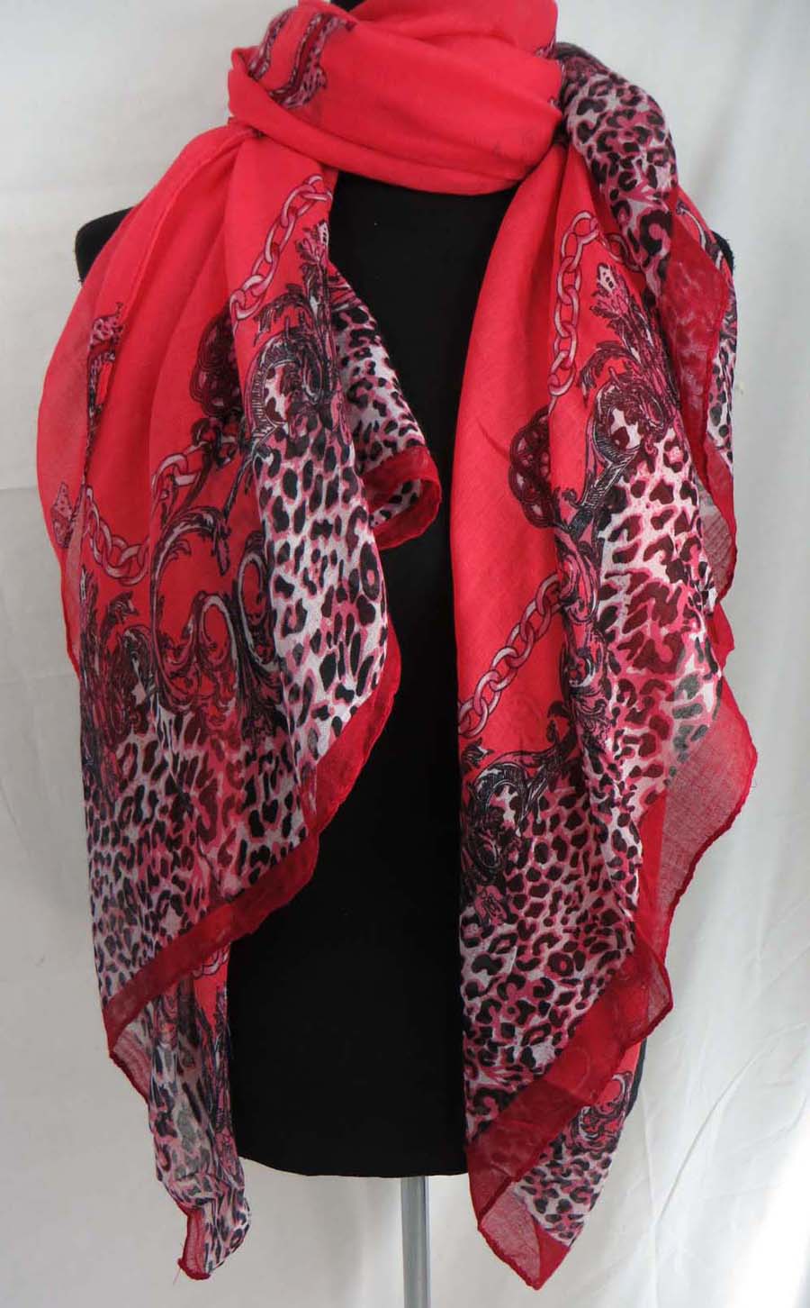 scarfsarong28mr4zk